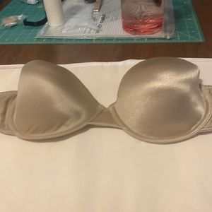 Gently worn  sweet nothings 38C strapless bra. Straps included